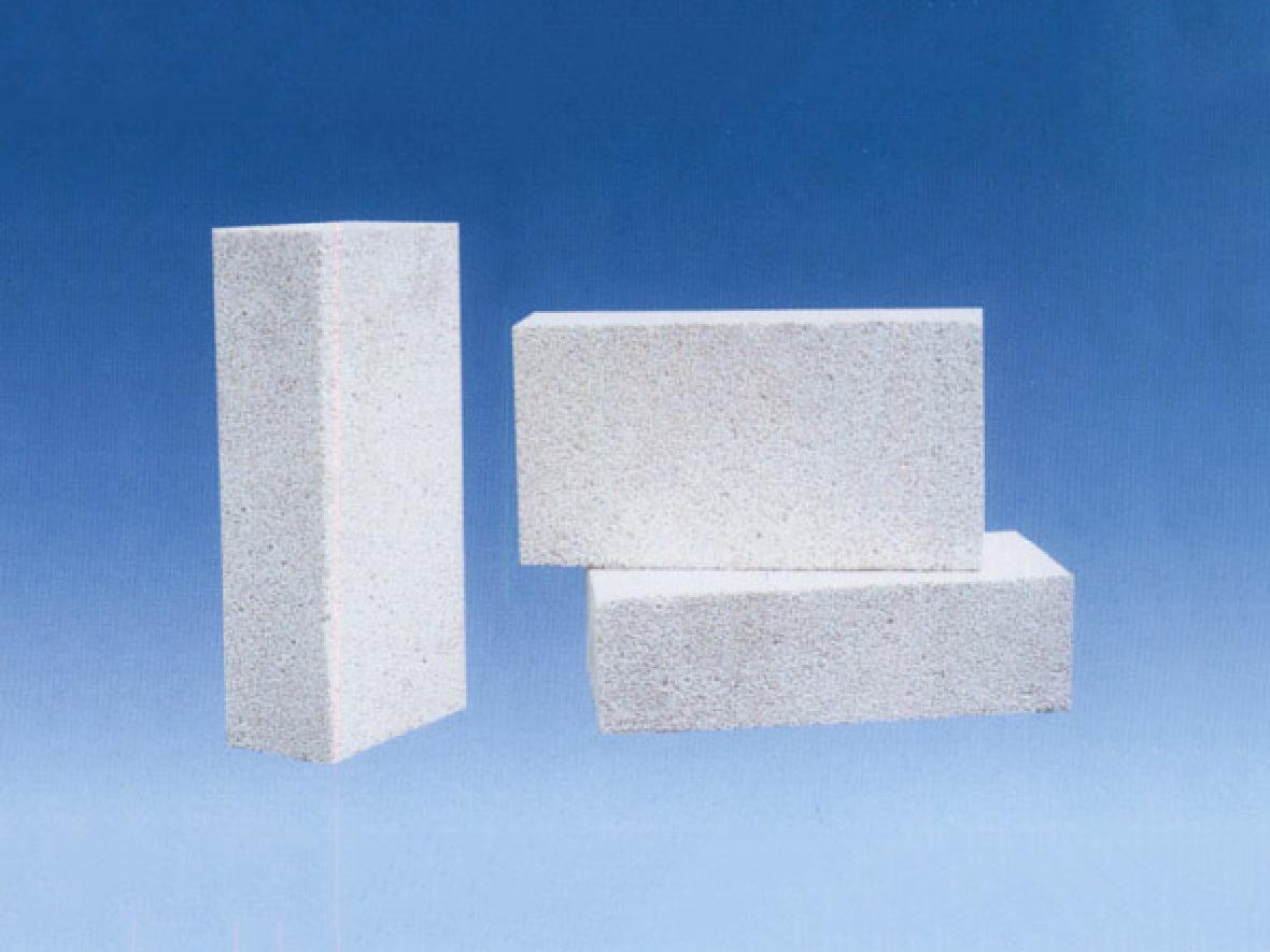 Mullite lightweight brick