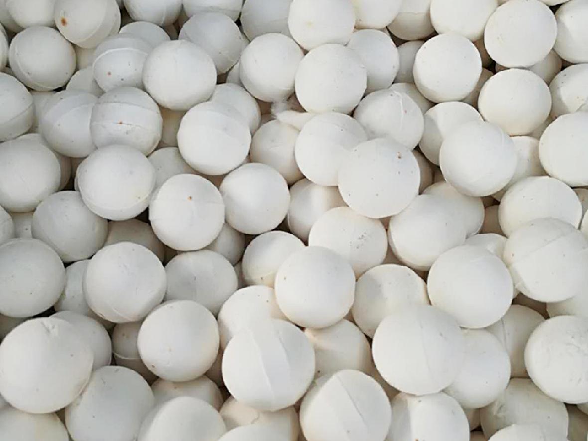 Corundum thermal storage and fire resistant ball