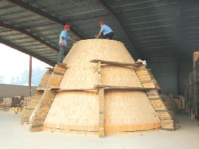 Hot blast stove cone section composite brick