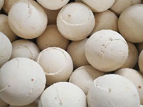 High alumina low creep fire resistant ball