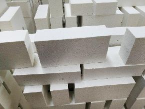 Alumina bubble brick